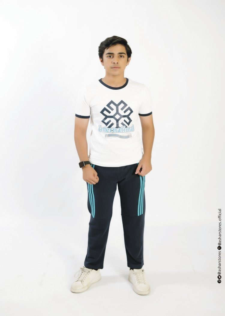 T SHIRT WHITE H/S (BOYS) ASHARSTORES.COM 42