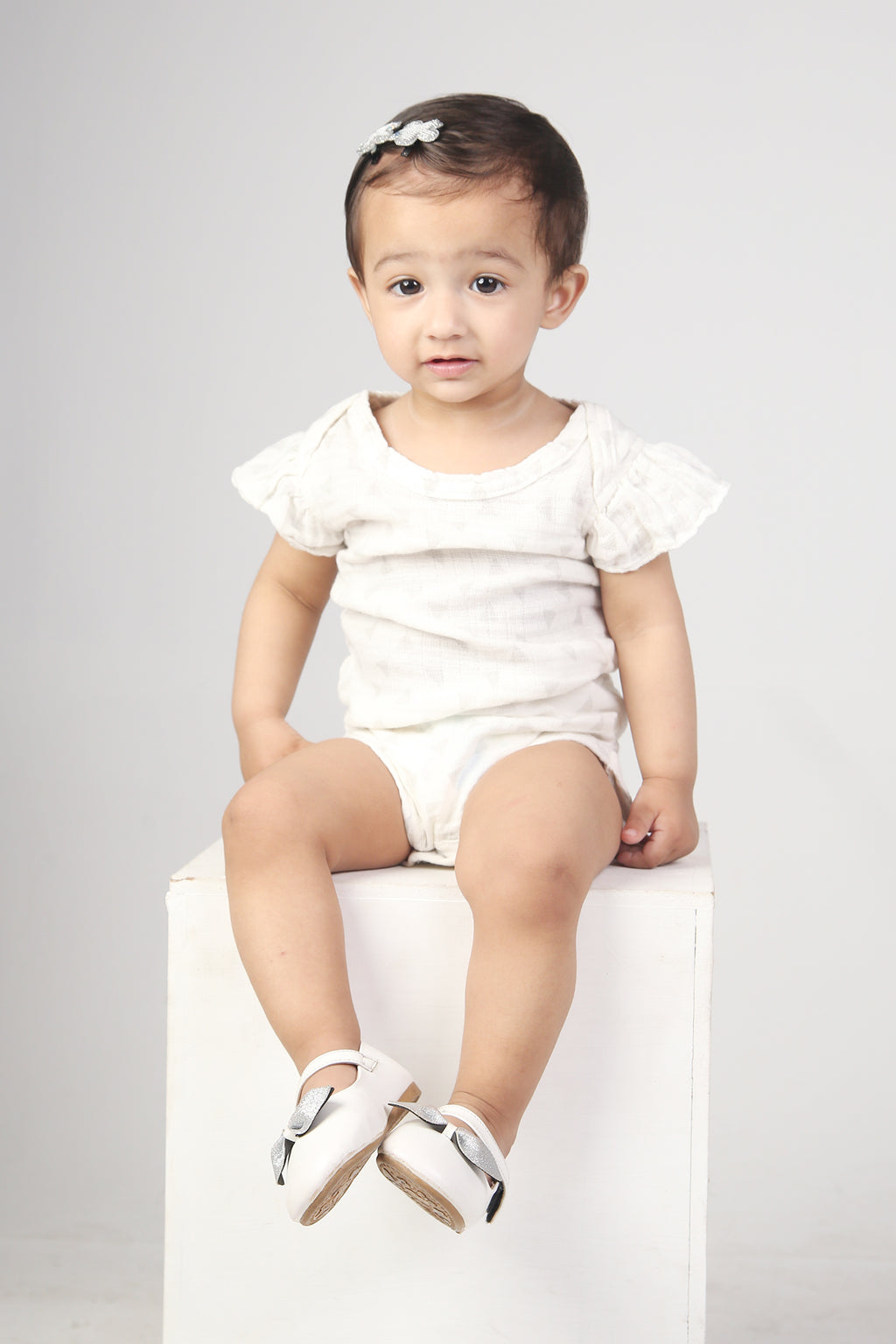100% SOFT COTTON UNISEX ONESIE (PACK OF 3)