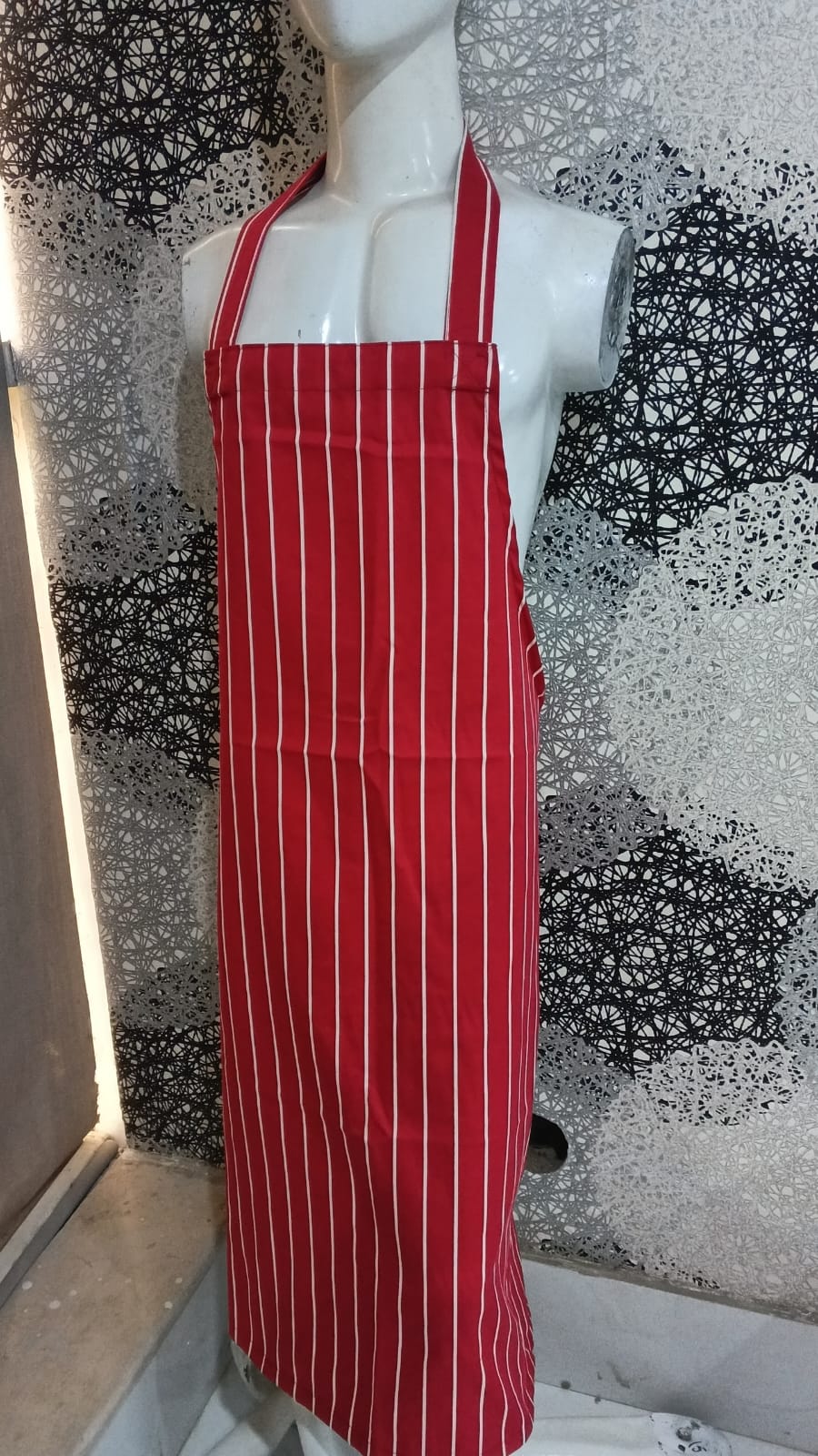 PREMIUM QUALITY STRIPER APRON