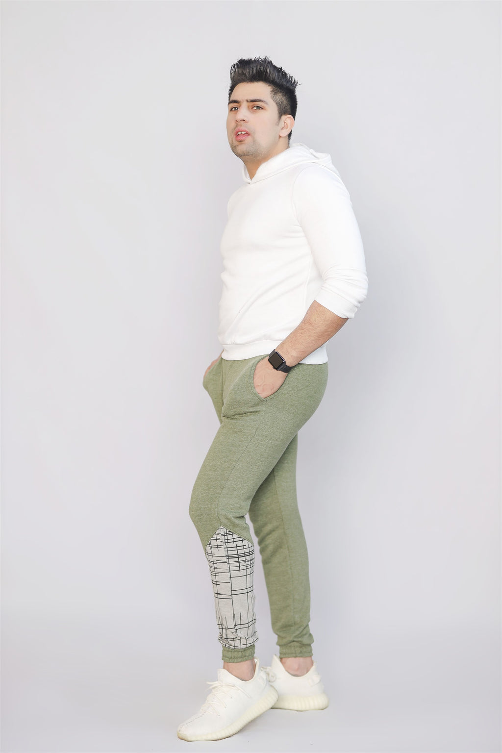 MEN'S COTTON KNITTED TERRY TROUSER GREEN WITH PRINT PATCH